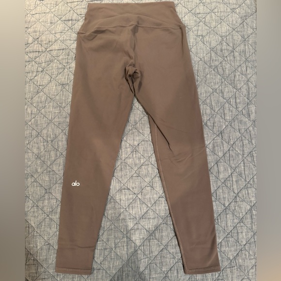 ALO Yoga Purple Grey Leggings 7/8 - Picture 6 of 7